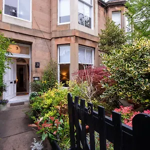 Sheen's House Gasthuis Edinburgh